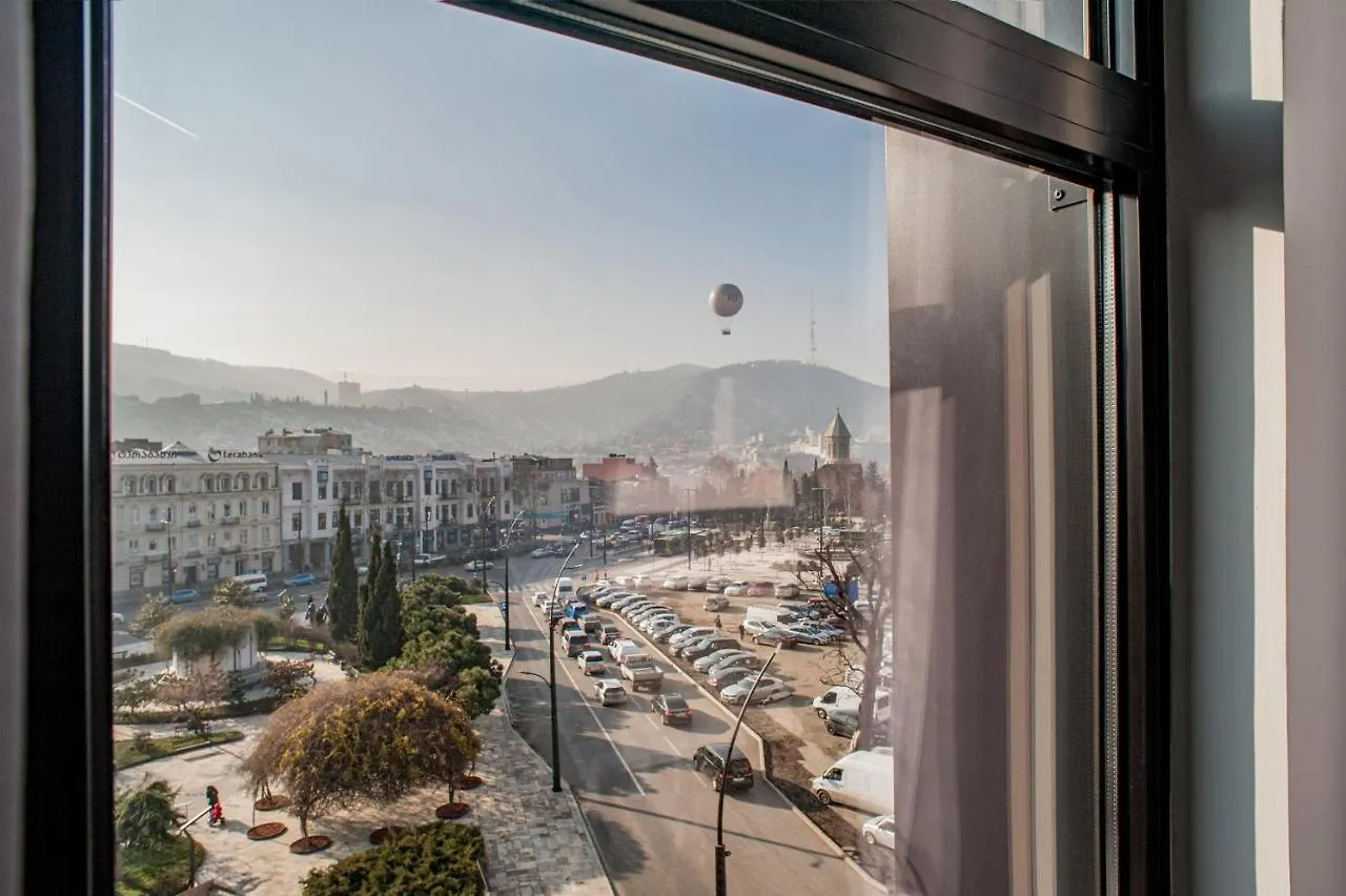 Holiday Inn Express Tbilisi Avlabari By Ihg 4*,