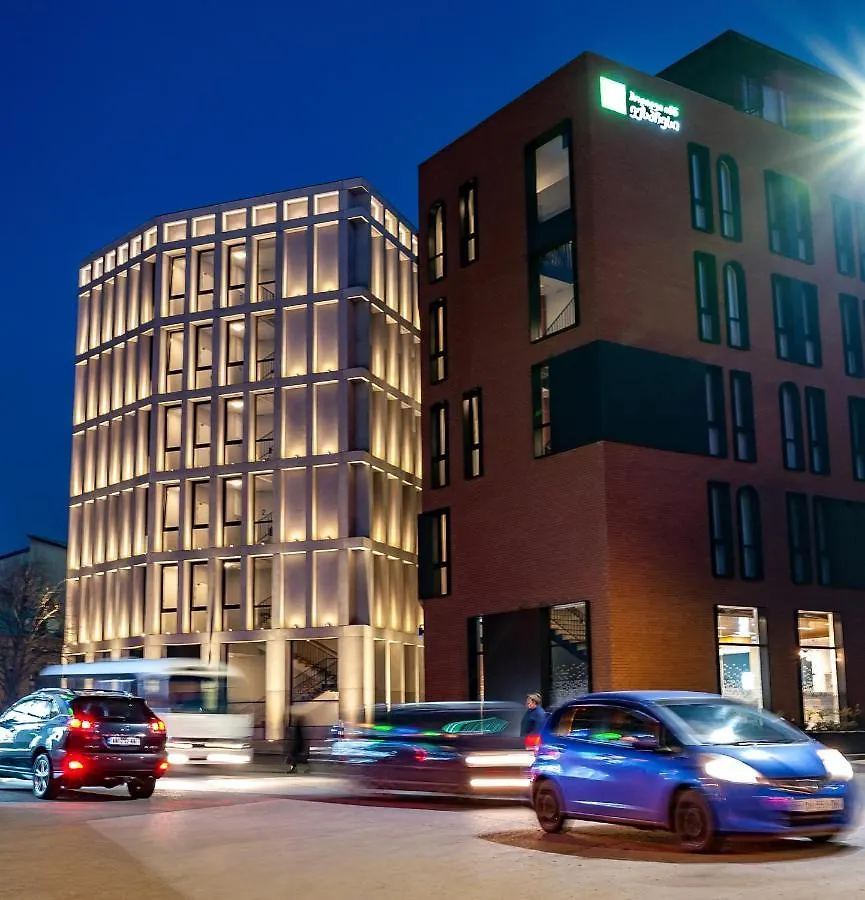 Holiday Inn Express Tbilisi Avlabari By Ihg 4*,