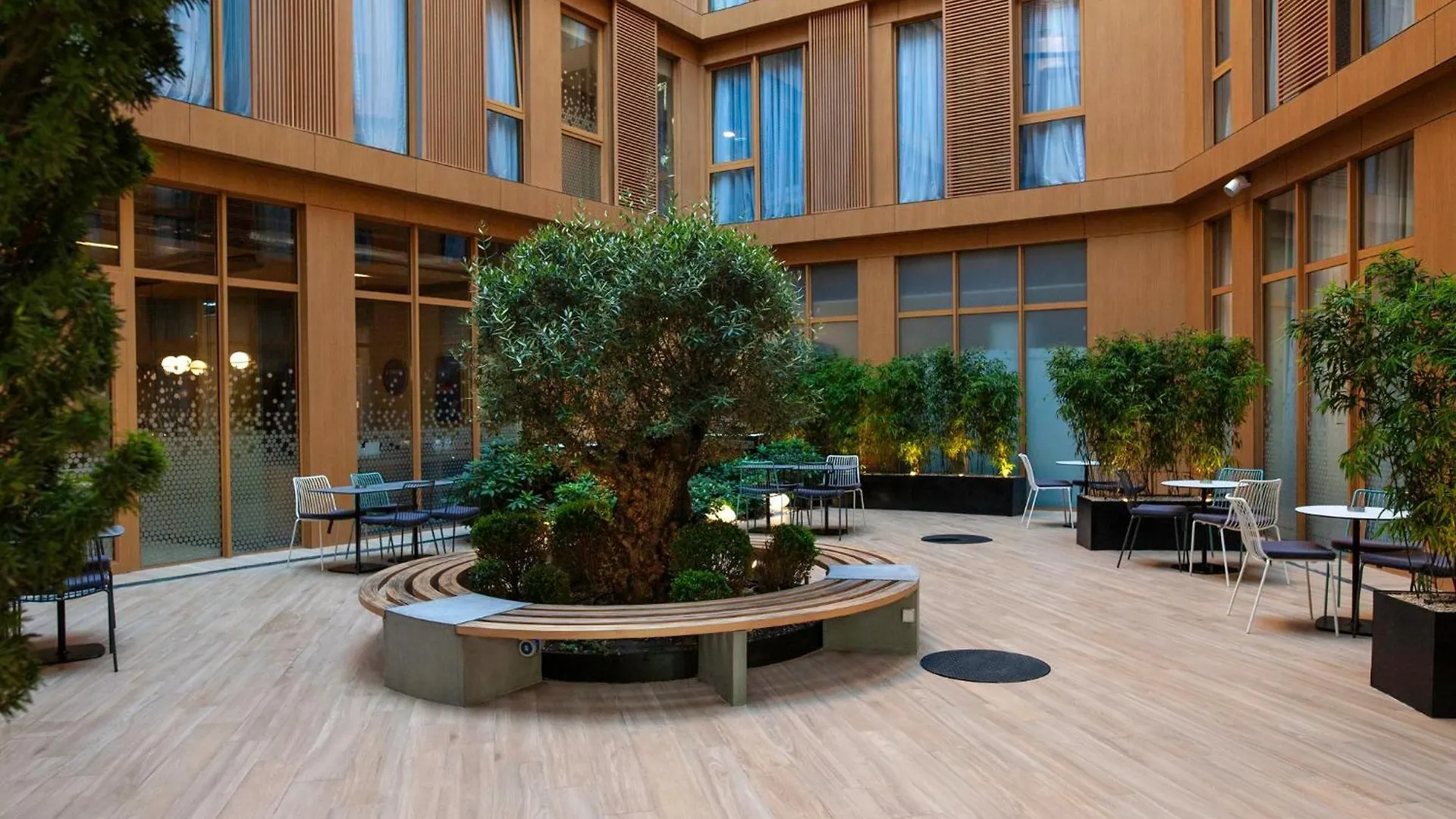Holiday Inn Express Tbilisi Avlabari By Ihg Gruzie